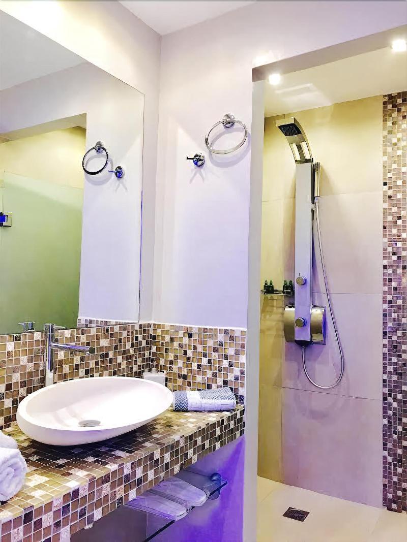 Queen Boutique Suites Mykonos Town Luaran gambar