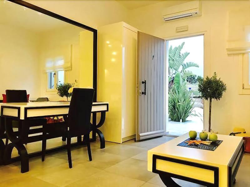 Queen Boutique Suites Mykonos Town Luaran gambar