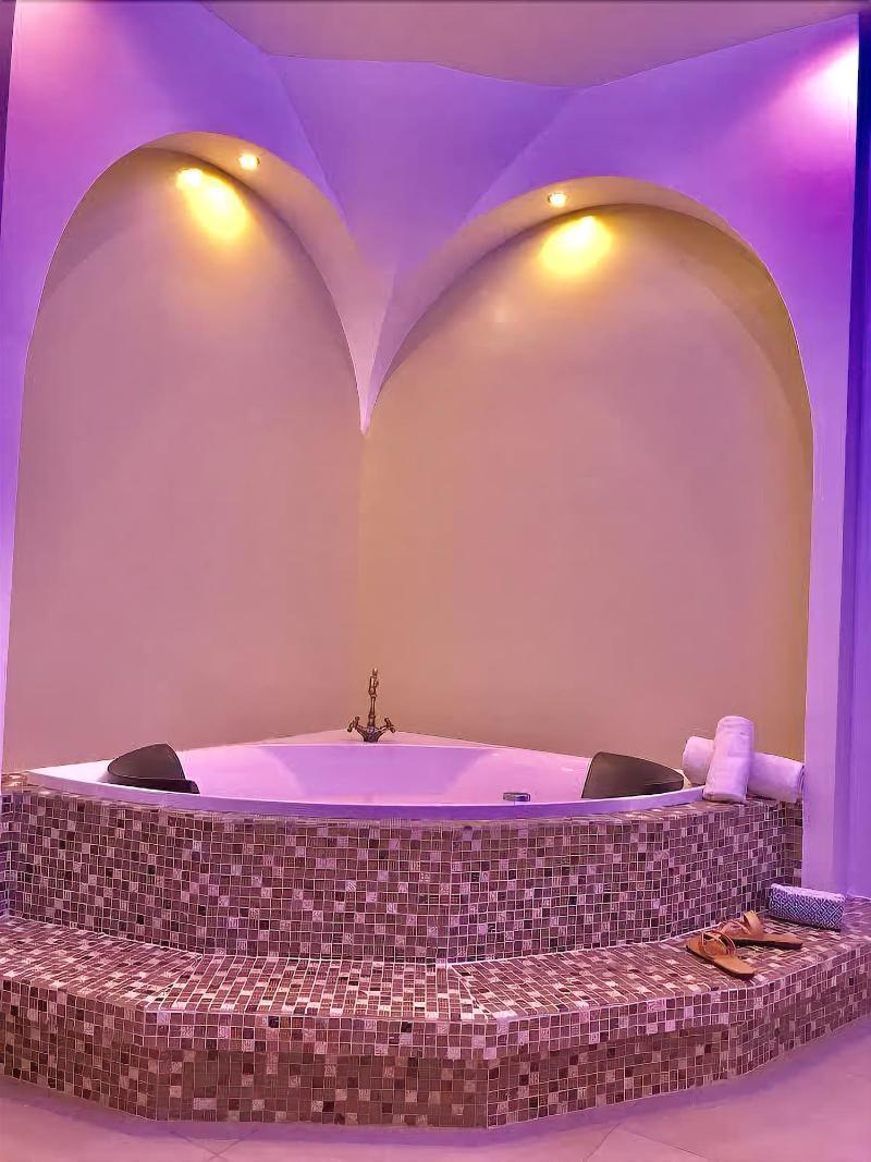 Queen Boutique Suites Mykonos Town Luaran gambar