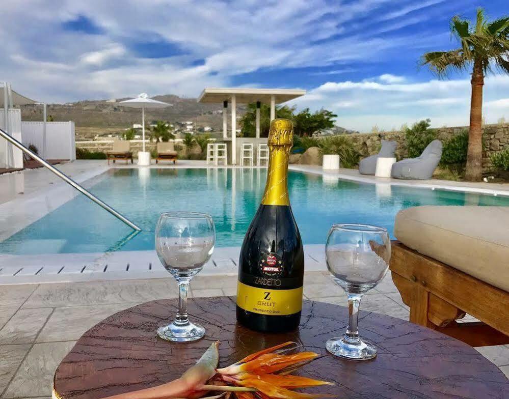 Queen Boutique Suites Mykonos Town Luaran gambar