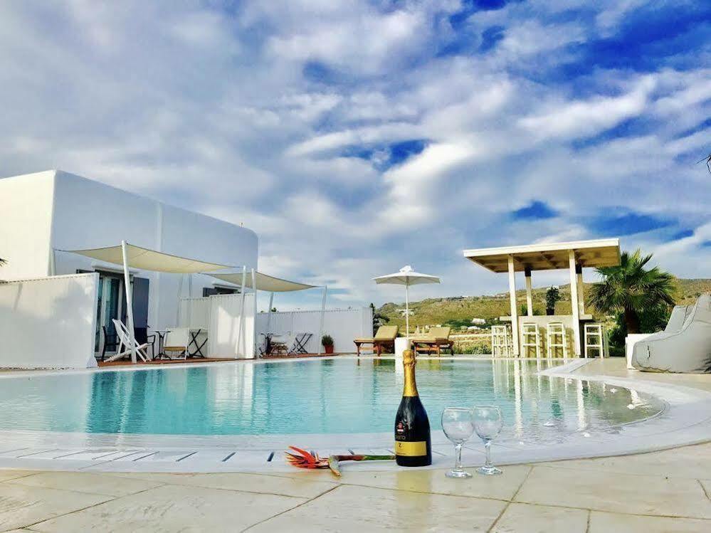 Queen Boutique Suites Mykonos Town Luaran gambar