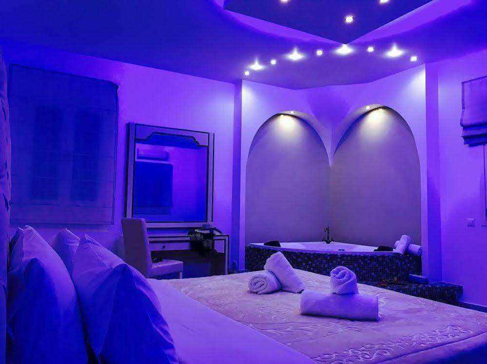 Queen Boutique Suites Mykonos Town Luaran gambar